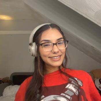 Babysitter in Providence: Kiaralinda