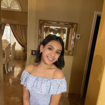 Babysitter in Phoenix Mobile Home Park: Jasmine (I am fourteen)