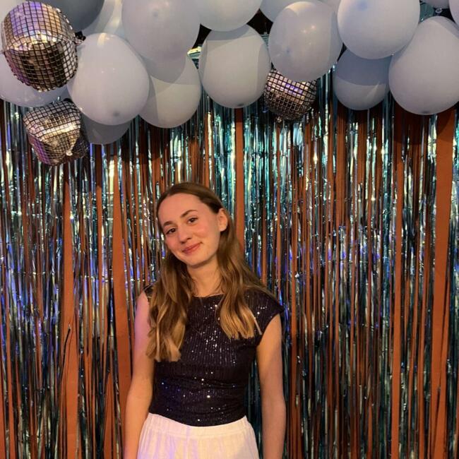 Babysitter in Le Heaulme: Elisa