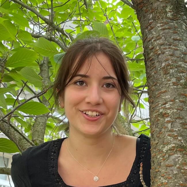 Babysitter in Linköping: Lucia