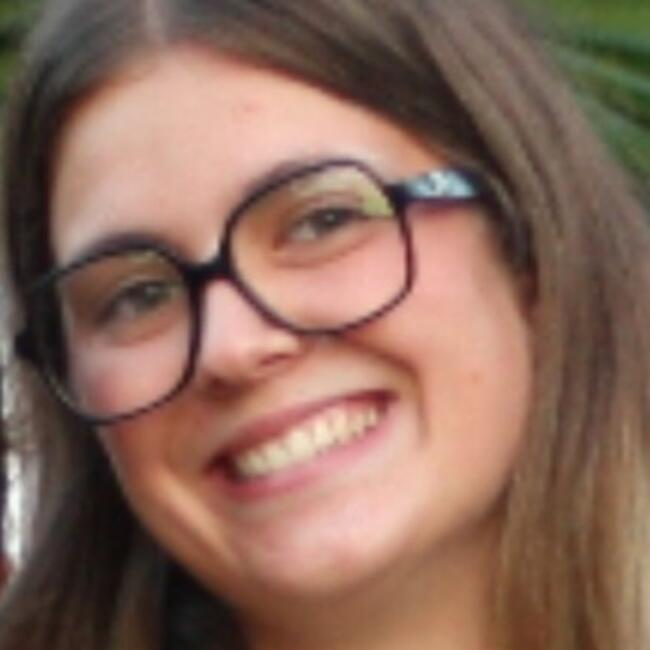 Babysitter in Carnières: Louane