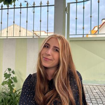 Trabalho de babysitting em Atouguia da Baleia: Trabalho de babysitting Axelle