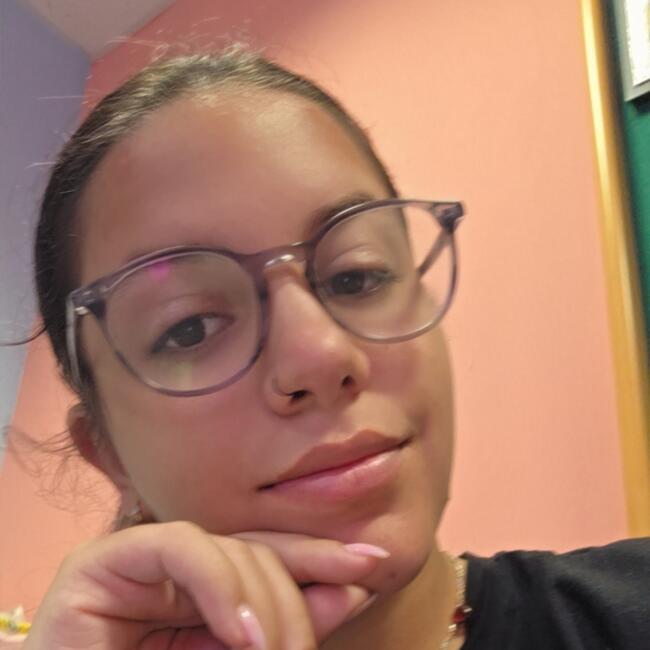 Babysitter στην περιοχή Ραφήνα: Elenh
