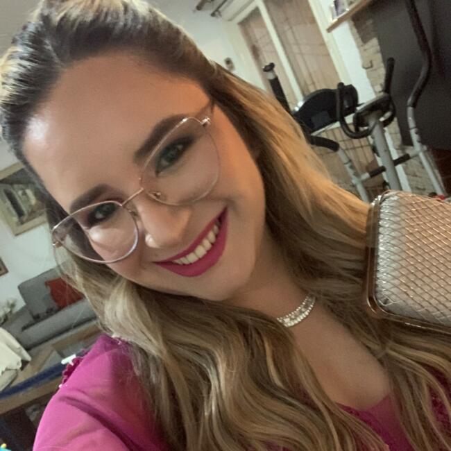 Babysitting job in Asunción: Loryn