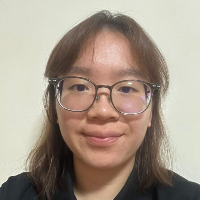 Babysitter in Singapore: Wei Xin