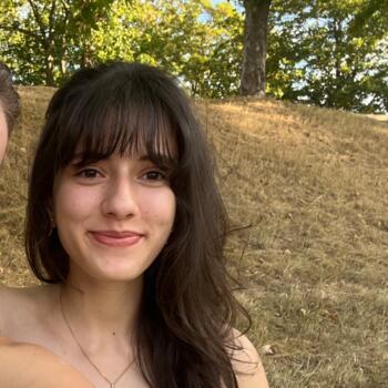 Babysitter in Briare: Jasmine