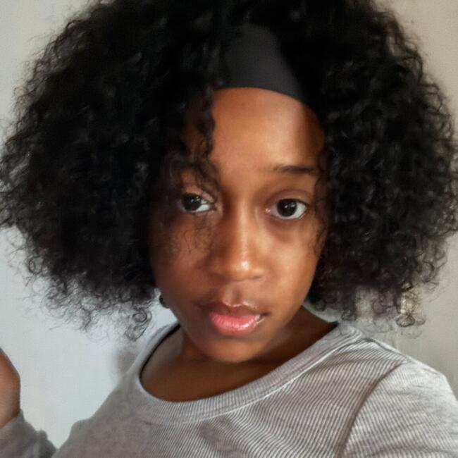 Babysitter in Mitcham: J'adore