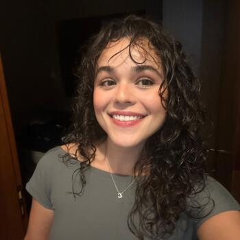 Babysitter in Almada: Carolina