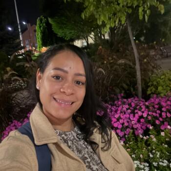 Baby-sitter in Sainte-Catharine: Diana