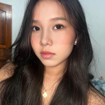 Babysitter in Cebu City: Elle