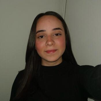 Babá em São José dos Pinhais: Yara