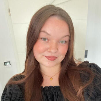 Babysitter in Rostock: Emily-Summer