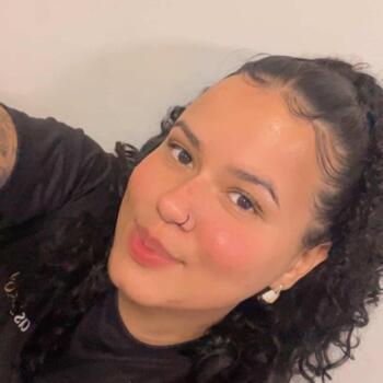 Babysitter in Brasília: Pâmela