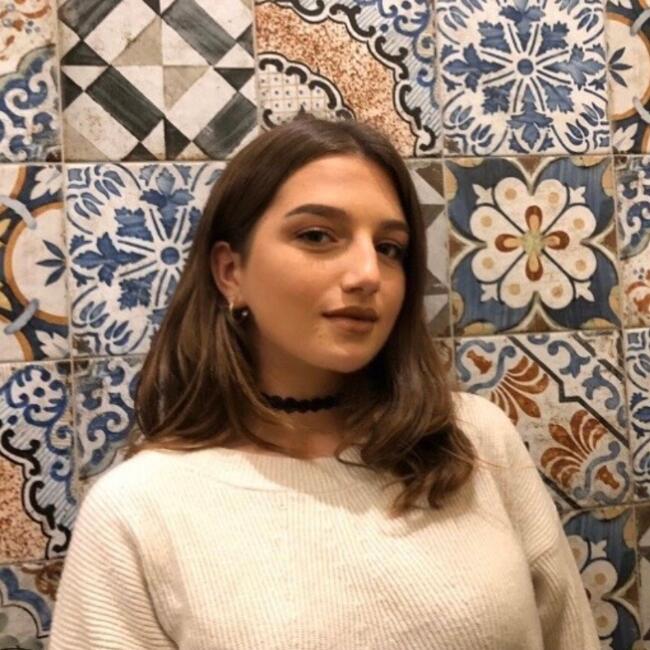 Babysitter in Dublin: Emma