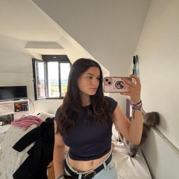 Babysitter in Chanteloup-les-Vignes: Ilona