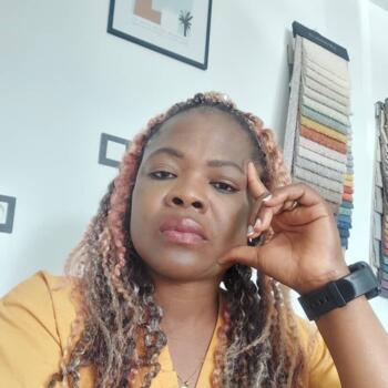 Babysitter Marrakesh: Amanda