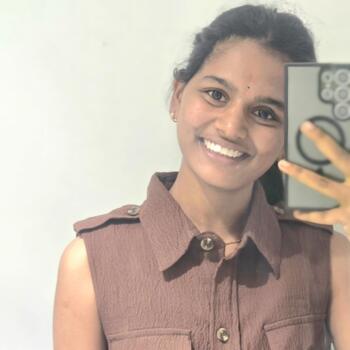 हैदराबाद में बेबीसिटर: Sritha reddy