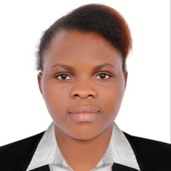 مربية أطفال في دبي: Dinah