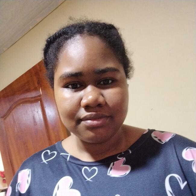 Babysitter in Cartago: Karen