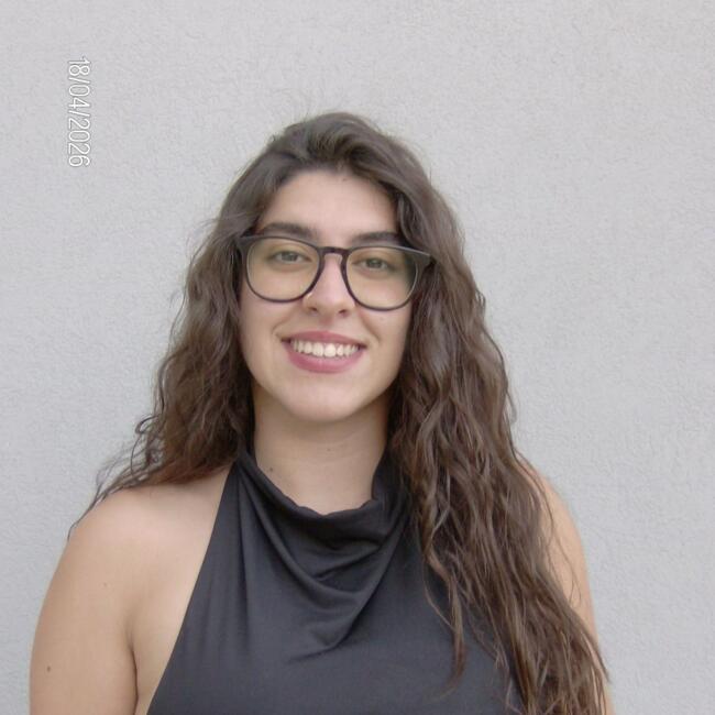 Babysitter in Moita: Ines