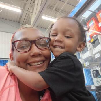 Babysitting job in Oklahoma City: babysitting job Evangelita