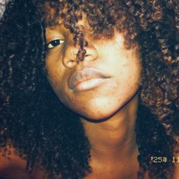 Babá em Catalão: Yasmin