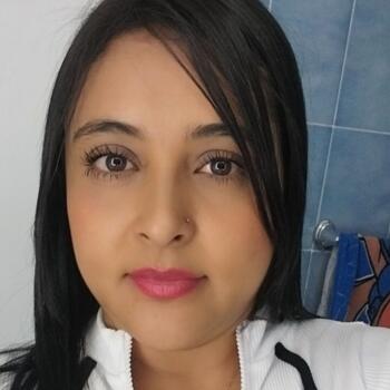 Babysitter Medellín: Yenny viviana