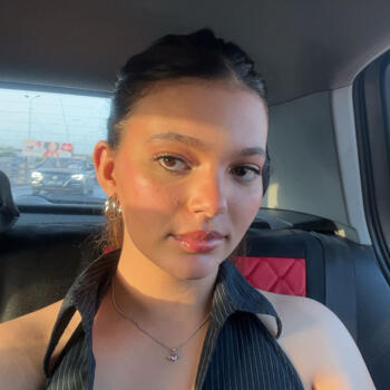 Babysitter in Budapest: Saidani