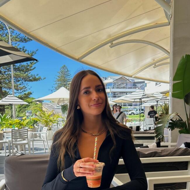 Babysitter in Central Coast: Kirra