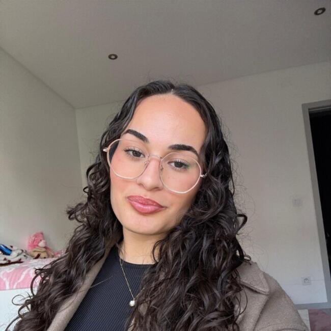 Babysitter em Odivelas: Maria