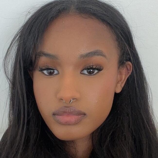 Babysitter in Leicester: Amira