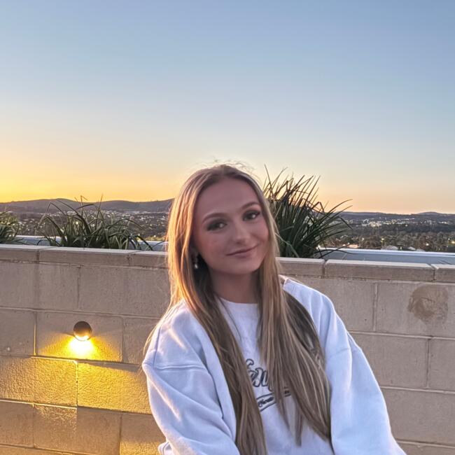 Babysitter in Canberra: Feena