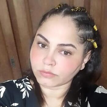 Babá Contagem: Flaviana