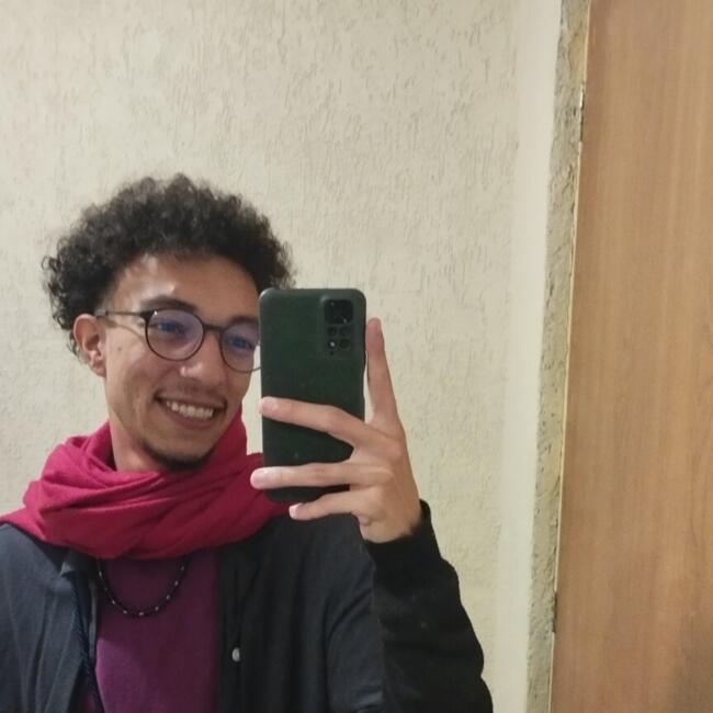 Babysitter in Paris: Pedro