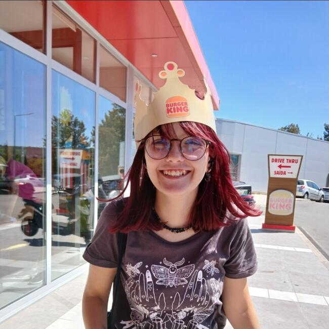 Babysitter in Belas: Daniela