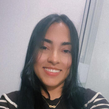 Babysitter em Porto: Brisia