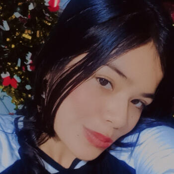 Babysitter in Quevedo: Alison Elizabeth