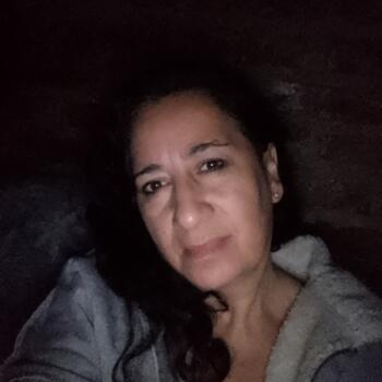 Babysitter San Juan Bautista: Gabriela
