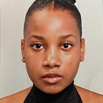 Babysitter in Villepinte: Loubna