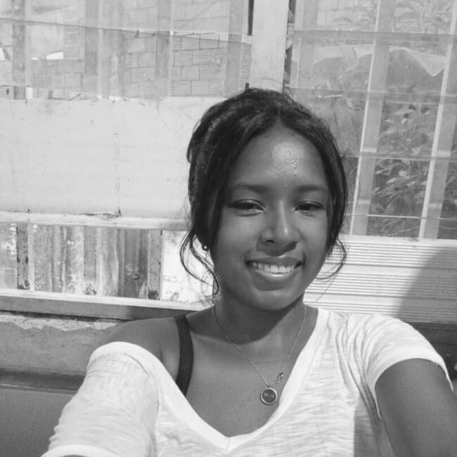 Babysitter in Puerto Cruz: Alondra