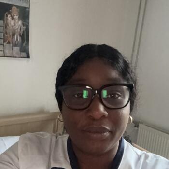 Babysitting job in Vlaardingen: babysitting job Daya