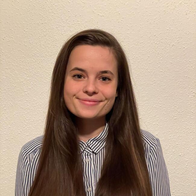 Barnvakt i Marieholm: Karolina