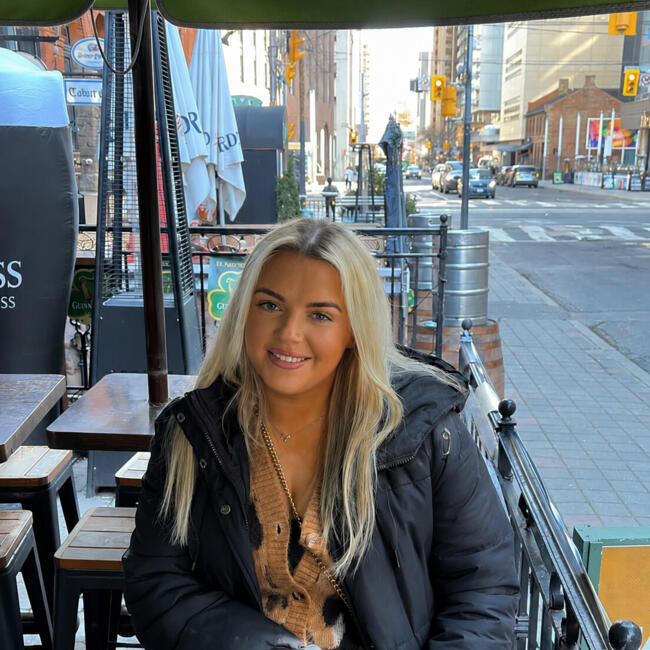 Babysitter in Perth: Nicole