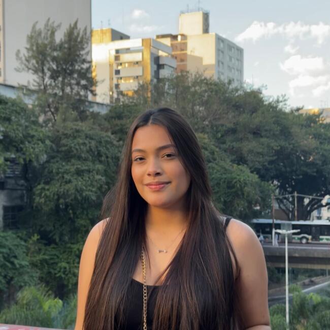 Babysitter in Itapecerica da Serra: Gabrielly