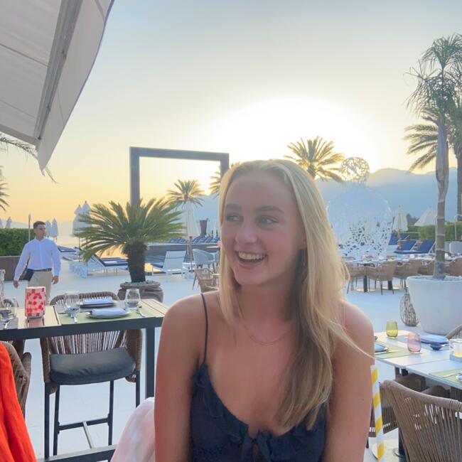 Babysitter in Asker: Hennie Nygård