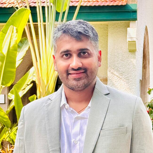 बम्बई में बेबीसिटिंग की नौकरी: Jigar