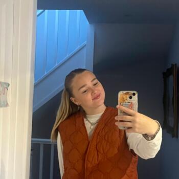 Babysitter in Brighton: Missi-Mae