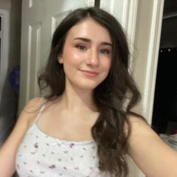 Babysitter Houston: Cosette