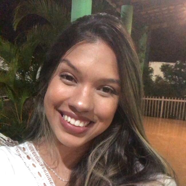 Babysitter in Caçapava: Vitória