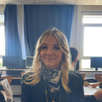 Babysitter in Fontenay-le-Comte: Melina